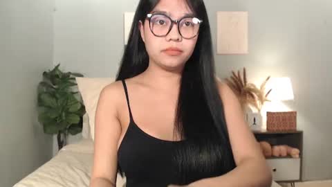 Snapshot of hotasian_gabby69 chatting on 7, 6, 2026 hotasian_gabby69 online show from 7, 6, 2026