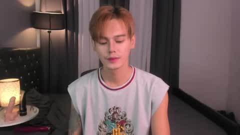 Snapshot of hotasiankenn chatting on 13, 7, 2026 Kenny online show from 13, 7, 2026