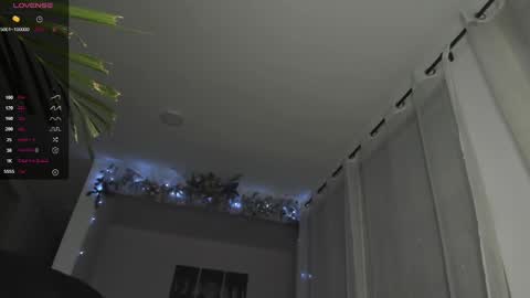 Snapshot of hotay_ chatting on 3, 12, 2024 Andrew xdres08 online show from 3, 12, 2024