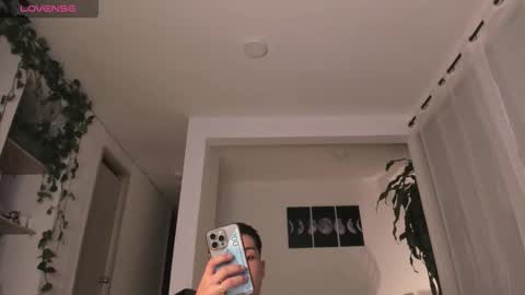 Andrew xdres08 online show from 9, 11, 2025