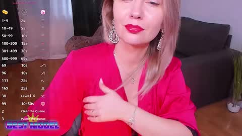 Snapshot of hotbabette chatting on 20, 11, 2025 SweetBrendy online show from 20, 11, 2025