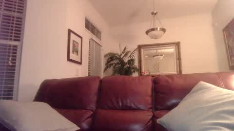 hotblondemilf1962 online show from 18, 1, 2025