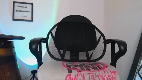 Snapshot of hotboyneon490 chatting on 21, 12, 2024 Alex Neon online show from 21, 12, 2024