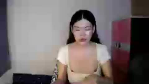 Snapshot of hotbunnyrainx chatting on 14, 6, 2026 rain online show from 14, 6, 2026