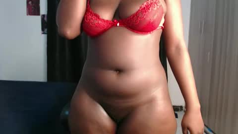 Hotcurvykeisha online show from 14, 1, 2026