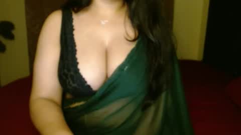 Snapshot of hoteliza6 chatting on 26, 11, 2025 Eliza i dont show face in any show online show from 26, 11, 2025