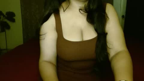 Snapshot of hoteliza6 chatting on 13, 12, 2025 Eliza i dont show face in any show online show from 13, 12, 2025