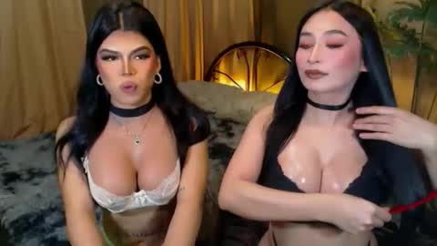 Snapshot of hotevatrans chatting on 8, 10, 2025 EVA online show from 8, 10, 2025