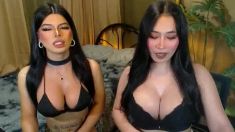 Snapshot of hotevatrans chatting on 10, 10, 2025 EVA online show from 10, 10, 2025