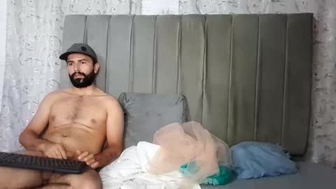 Snapshot of hotextremcouple chatting on 18, 10, 2025 hotextremcouple online show from 18, 10, 2025