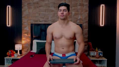 Snapshot of hotfuckers4uu chatting on 25, 9, 2025 felipe marcello online show from 25, 9, 2025