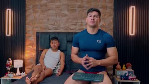 Snapshot of hotfuckers4uu chatting on 17, 11, 2025 felipe marcello online show from 17, 11, 2025