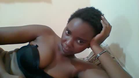 Queen online show from 1, 3, 2025