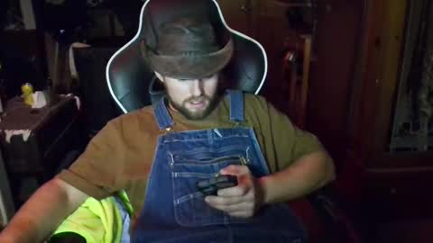 TW28 online show from 27, 10, 2025