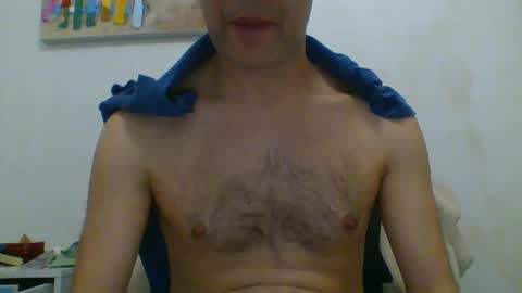 Snapshot of hotitan chatting on 19, 9, 2025 hottitan twitter Marianoshcam online show from 19, 9, 2025