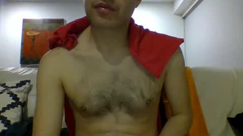 Snapshot of hotitan chatting on 8, 10, 2025 hottitan twitter Marianoshcam online show from 8, 10, 2025