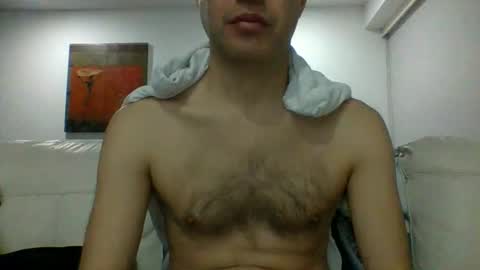 Snapshot of hotitan chatting on 14, 10, 2025 hottitan twitter Marianoshcam online show from 14, 10, 2025