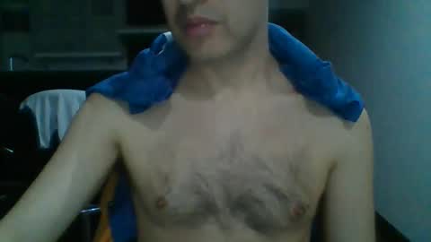 Snapshot of hotitan chatting on 15, 11, 2025 hottitan twitter Marianoshcam online show from 15, 11, 2025