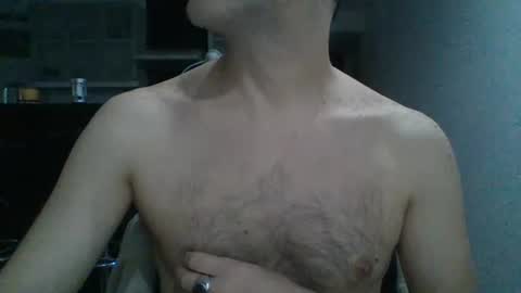 Snapshot of hotitan chatting on 4, 7, 2026 hottitan twitter Marianoshcam online show from 4, 7, 2026