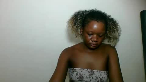 Snapshot of hotjeylee chatting on 8, 6, 2026 LOYCE online show from 8, 6, 2026