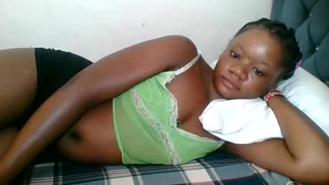 Snapshot of hotjeylee chatting on 15, 6, 2026 LOYCE online show from 15, 6, 2026