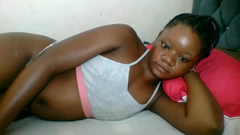 Snapshot of hotjeylee chatting on 19, 6, 2026 LOYCE online show from 19, 6, 2026