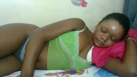 Snapshot of hotjeylee chatting on 18, 7, 2026 LOYCE online show from 18, 7, 2026