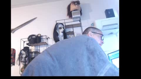 Snapshot of hotkinkytat chatting on 17, 4, 2026 hotkinkytat online show from 17, 4, 2026