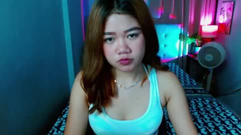 Snapshot of hotlayla_ chatting on 4, 2, 2025 Layla online show from 4, 2, 2025
