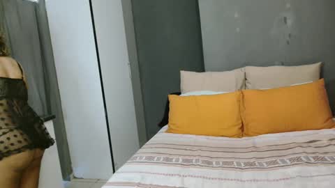 hotlilya online show from 27, 10, 2025