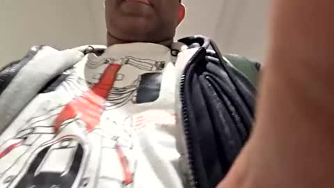 hotm_on_cam online show from 16, 1, 2026