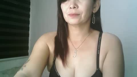 Snapshot of hotmamajen4u chatting on 3, 5, 2026 hotmamajen4u online show from 3, 5, 2026