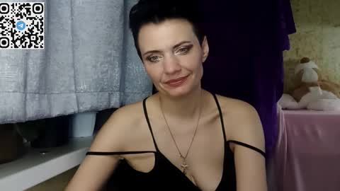 hotmamaqueen234 online show from 29, 3, 2026