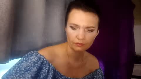 Snapshot of hotmamaqueen234 chatting on 5, 8, 2026 hotmamaqueen234 online show from 5, 8, 2026