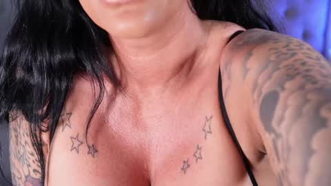 Snapshot of hotmilfbitch chatting on 8, 9, 2025 hotmilfbitch online show from 8, 9, 2025
