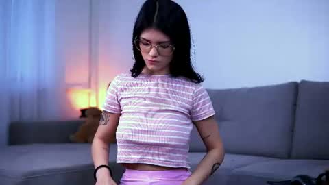 Molly online show from 13, 7, 2026