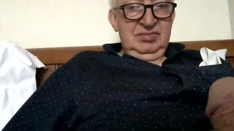 hotmuff99 online show from 14, 11, 2025