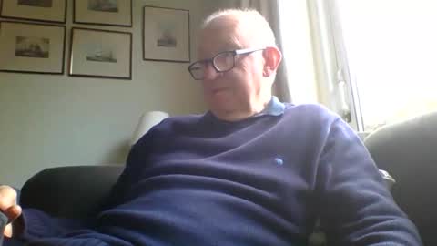 hotmuff99 online show from 24, 11, 2025