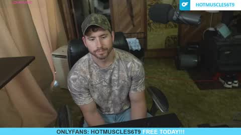 Snapshot of hotmuscles6t9 chatting on 12, 5, 2026 hotmuscles6t9 online show from 12, 5, 2026