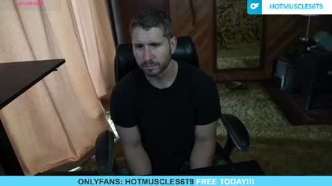 Snapshot of hotmuscles6t9 chatting on 15, 6, 2026 hotmuscles6t9 online show from 15, 6, 2026