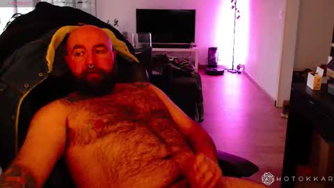 Snapshot of hotokar chatting on 14, 12, 2025 Hotokkar online show from 14, 12, 2025