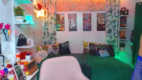 Snapshot of hotpinay_mira chatting on 4, 12, 2025 hotpinay_mira online show from 4, 12, 2025