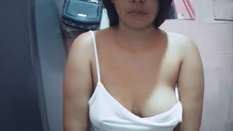 hotpink4u04 online show from 14, 1, 2026