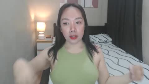 Snapshot of hotseductivests chatting on 4, 11, 2025 ZOE online show from 4, 11, 2025