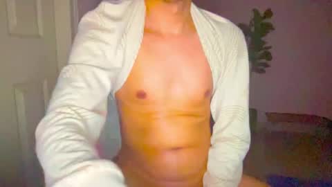 Snapshot of hotsexythighs chatting on 8, 11, 2025 Jack online show from 8, 11, 2025