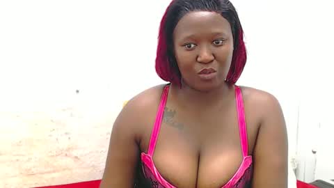 hotsexytracyx online show from 24, 12, 2024