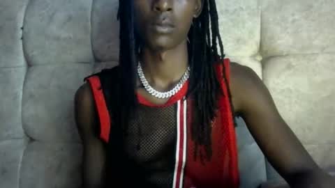 Snapshot of hotshadowx chatting on 11, 4, 2026 hotshadowx online show from 11, 4, 2026