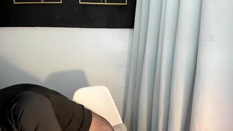 Snapshot of hotstellacumxxx chatting on 16, 10, 2025 STELLA online show from 16, 10, 2025