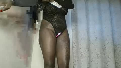 Amalia online show from 17, 11, 2025