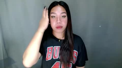 jelaigrande  online show from 15, 4, 2026